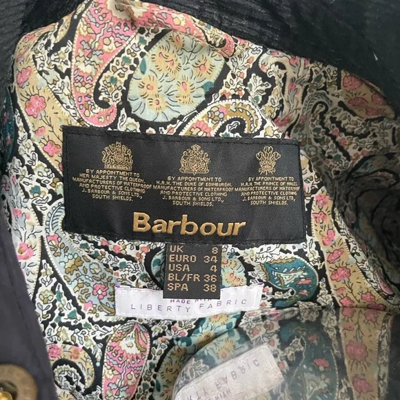 Barbour Navy Quilted Jacket w/ Liberty Fabric Under Collar!!! - Picture 5 of 5